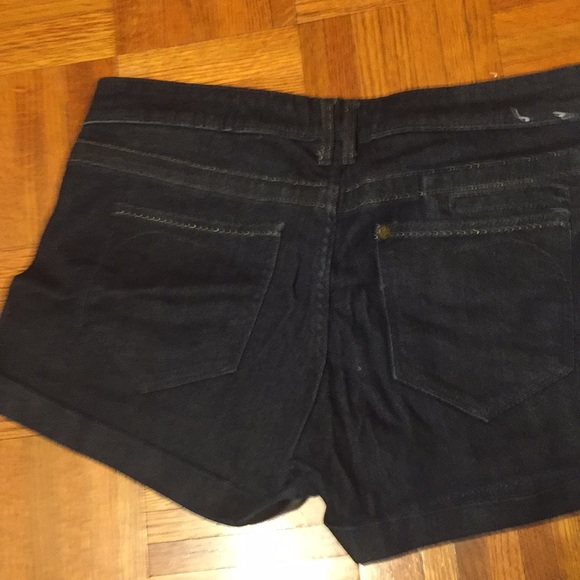 H&M shorts - Picture 3 of 3